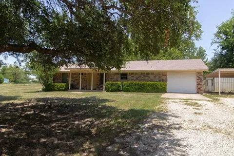 828 Armadillo Drive