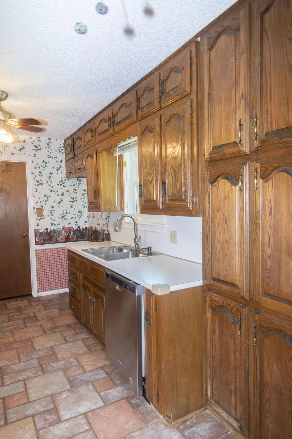 828 Armadillo Drive Lorena, TX 76655