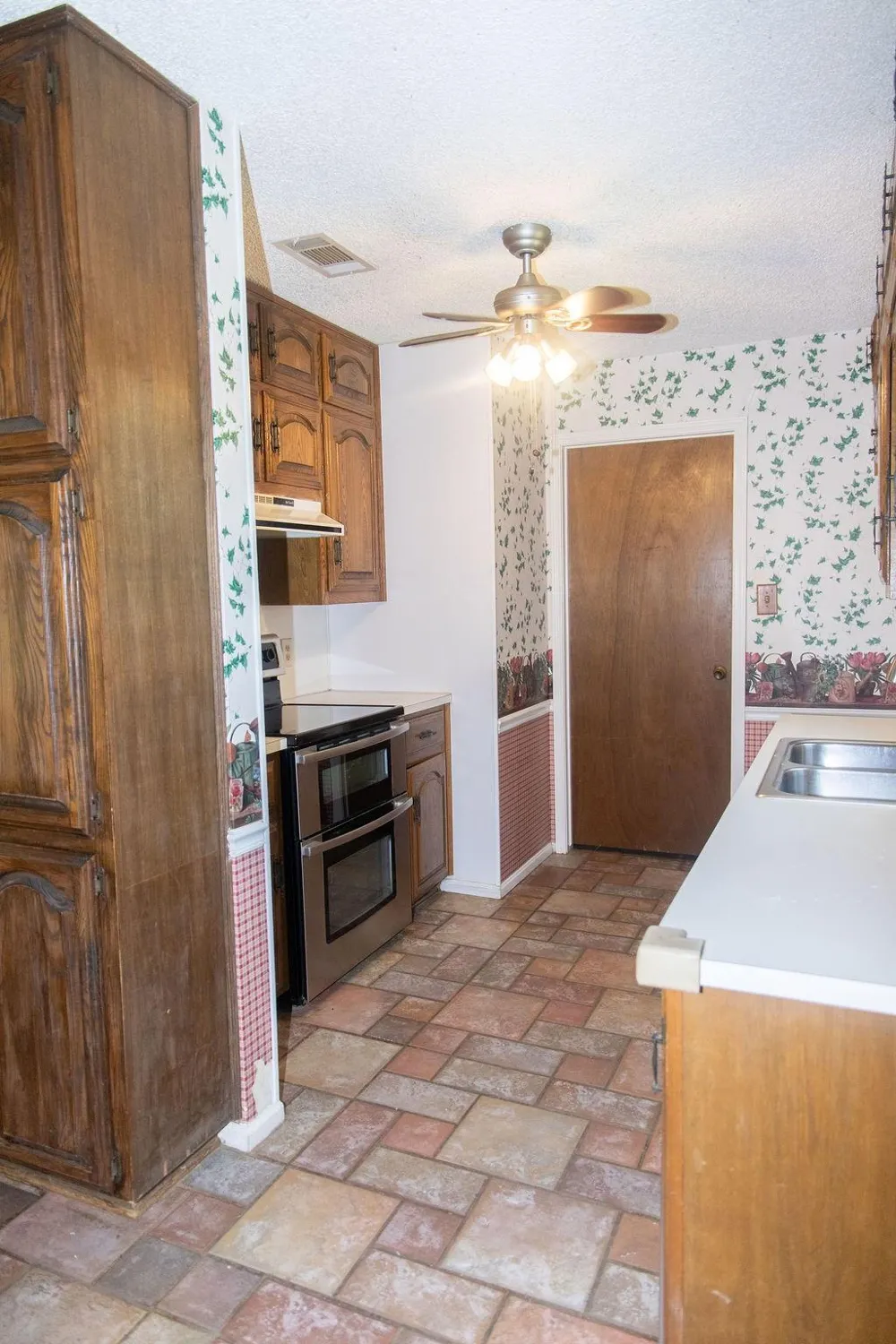 828 Armadillo Drive Lorena, TX 76655