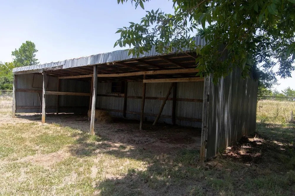 828 Armadillo Drive Lorena, TX 76655
