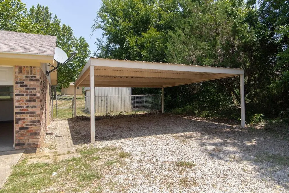 828 Armadillo Drive Lorena, TX 76655