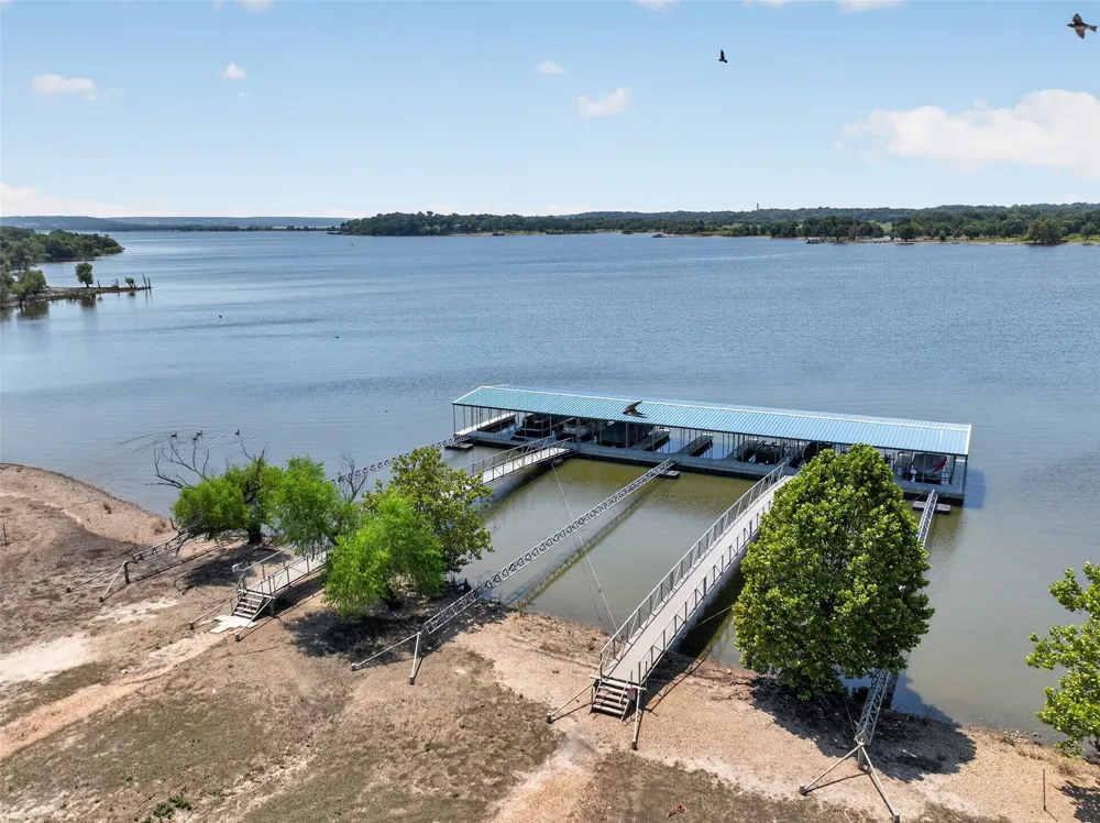 900 4389 LANE Pryor, OK 74361