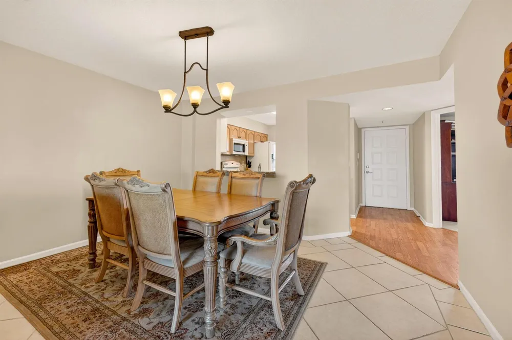 5906 CRYSTAL SHORES DRIVE #404 Boynton Beach, FL 33437