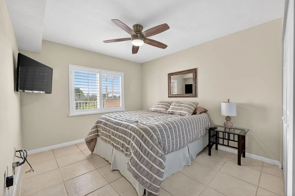 5906 CRYSTAL SHORES DRIVE #404 Boynton Beach, FL 33437