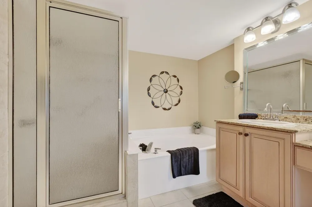 5906 CRYSTAL SHORES DRIVE #404 Boynton Beach, FL 33437