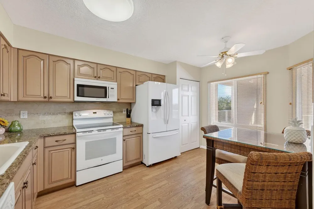 5906 CRYSTAL SHORES DRIVE #404 Boynton Beach, FL 33437