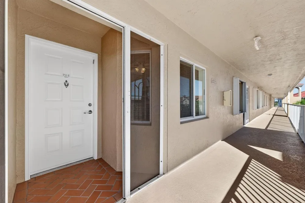 5906 CRYSTAL SHORES DRIVE #404 Boynton Beach, FL 33437