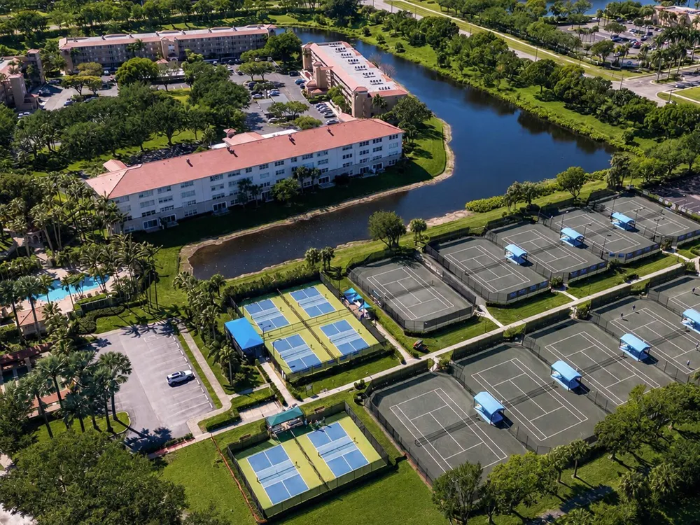 5906 CRYSTAL SHORES DRIVE #404 Boynton Beach, FL 33437