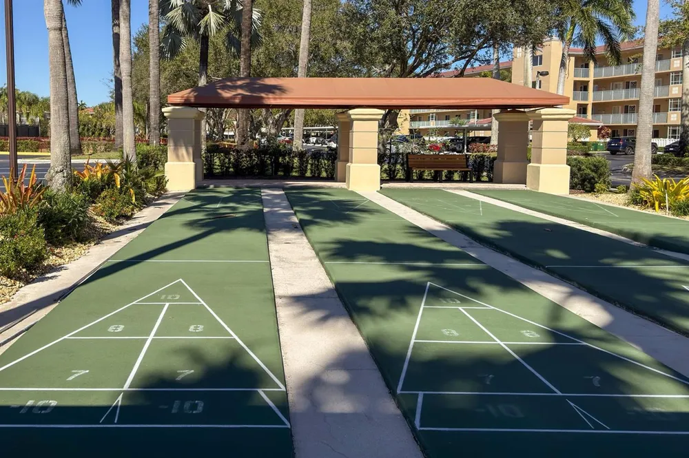 5906 CRYSTAL SHORES DRIVE #404 Boynton Beach, FL 33437
