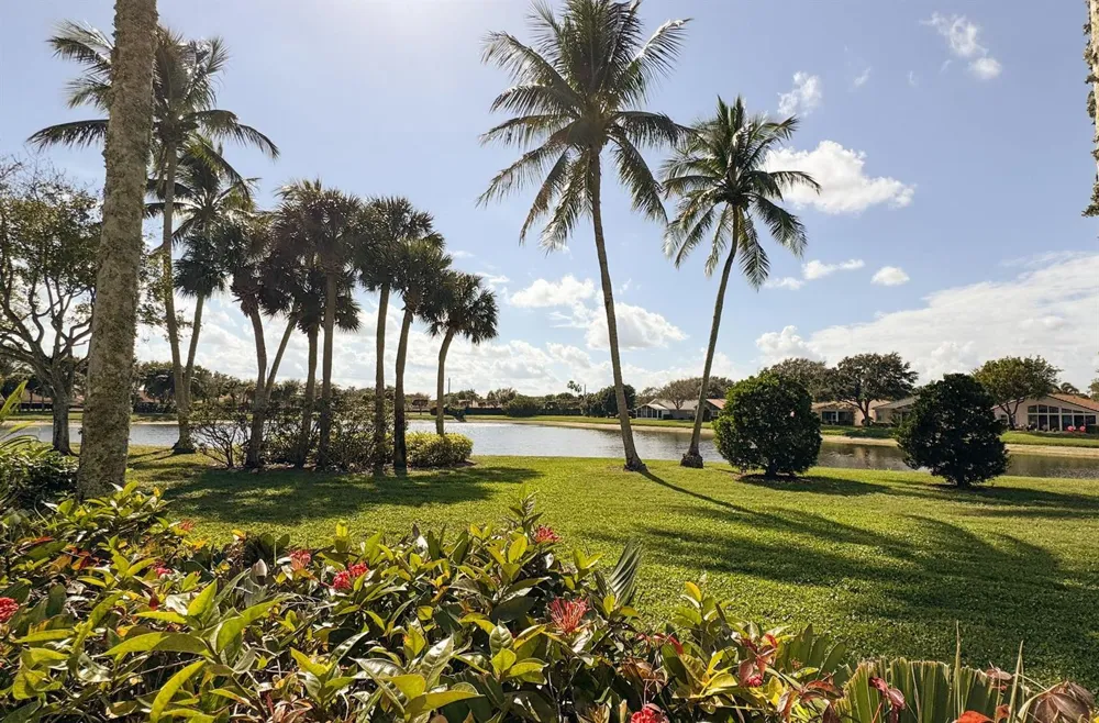 5906 CRYSTAL SHORES DRIVE #404 Boynton Beach, FL 33437