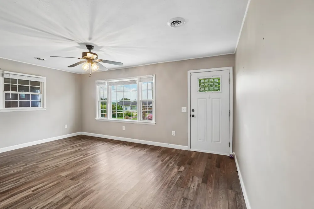 807 Hilltop Dr Greeneville, TN 37745