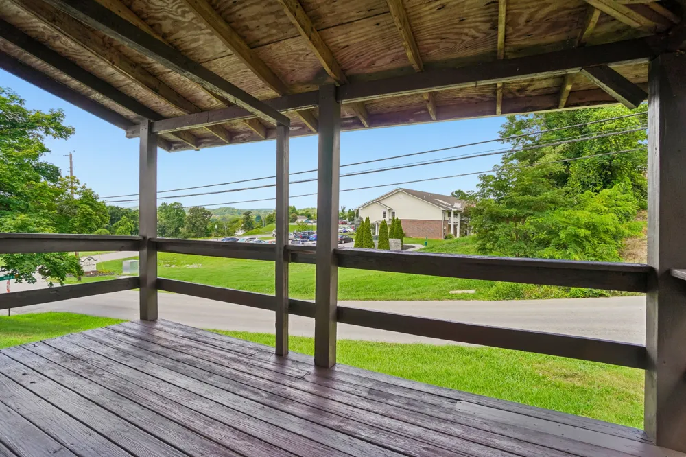 807 Hilltop Dr Greeneville, TN 37745