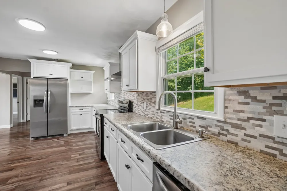 807 Hilltop Dr Greeneville, TN 37745