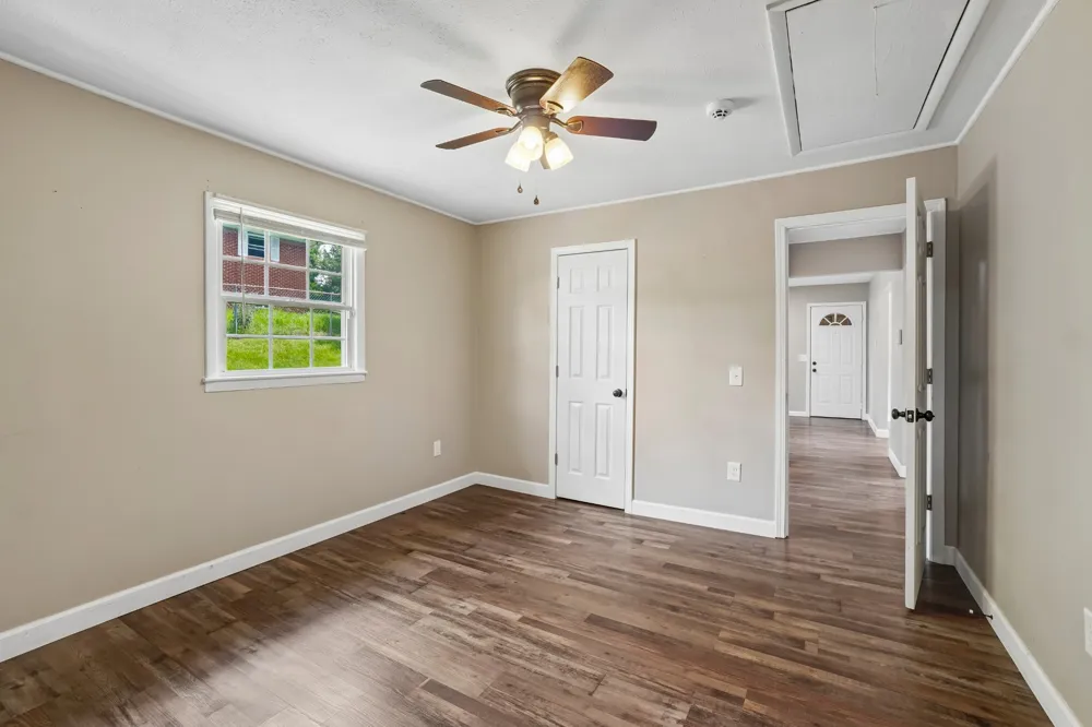 807 Hilltop Dr Greeneville, TN 37745