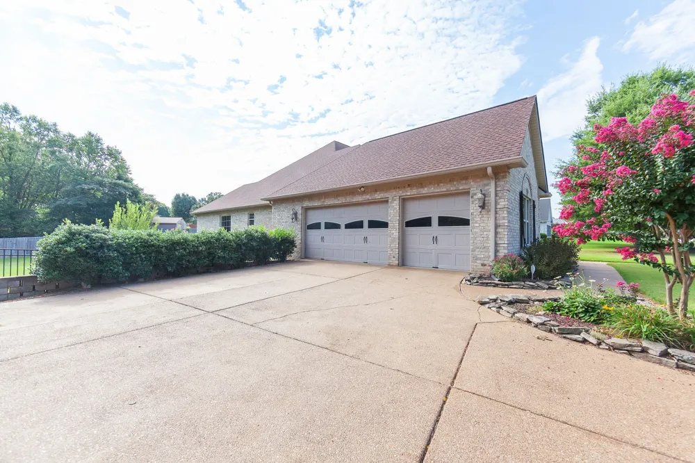 88 Epperson Dr Jackson, TN 38305