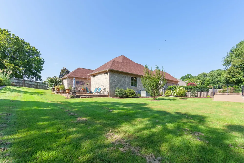 88 Epperson Dr Jackson, TN 38305