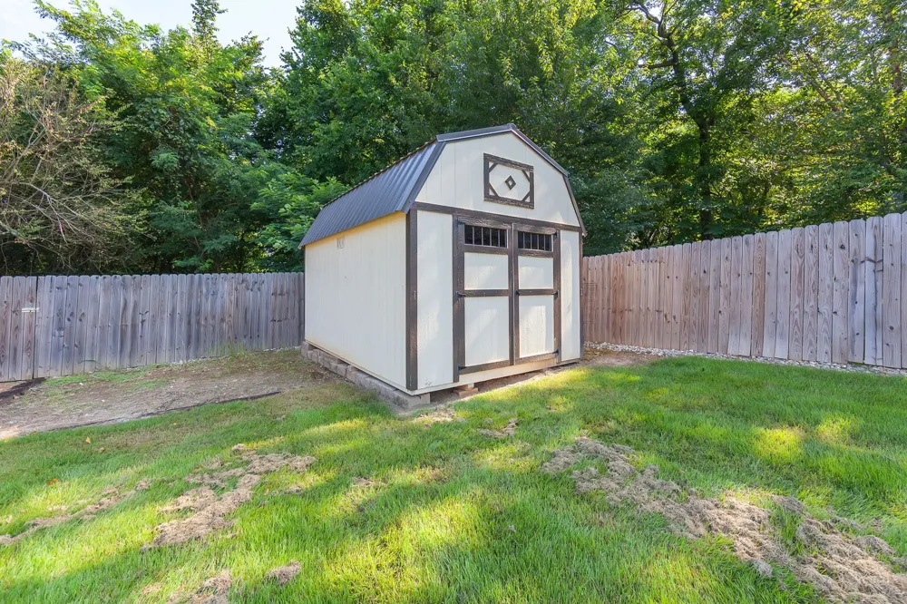 88 Epperson Dr Jackson, TN 38305