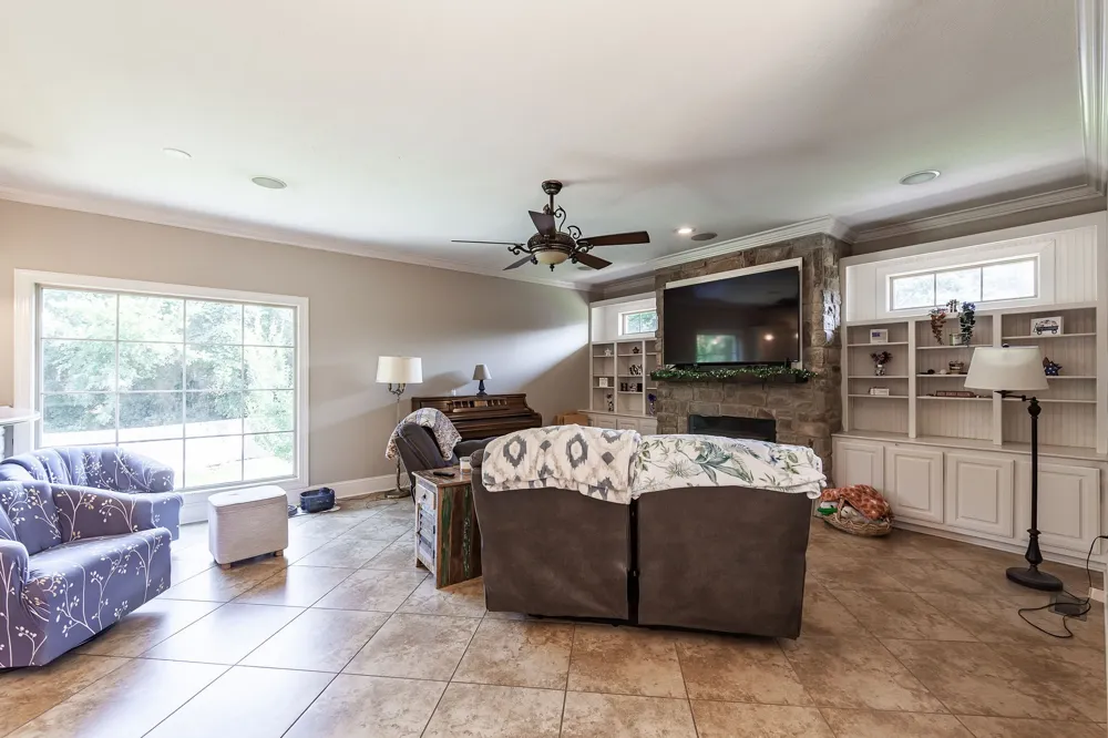 88 Epperson Dr Jackson, TN 38305