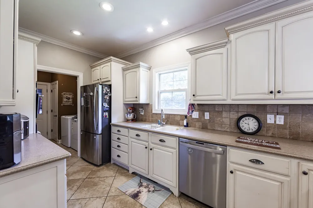 88 Epperson Dr Jackson, TN 38305