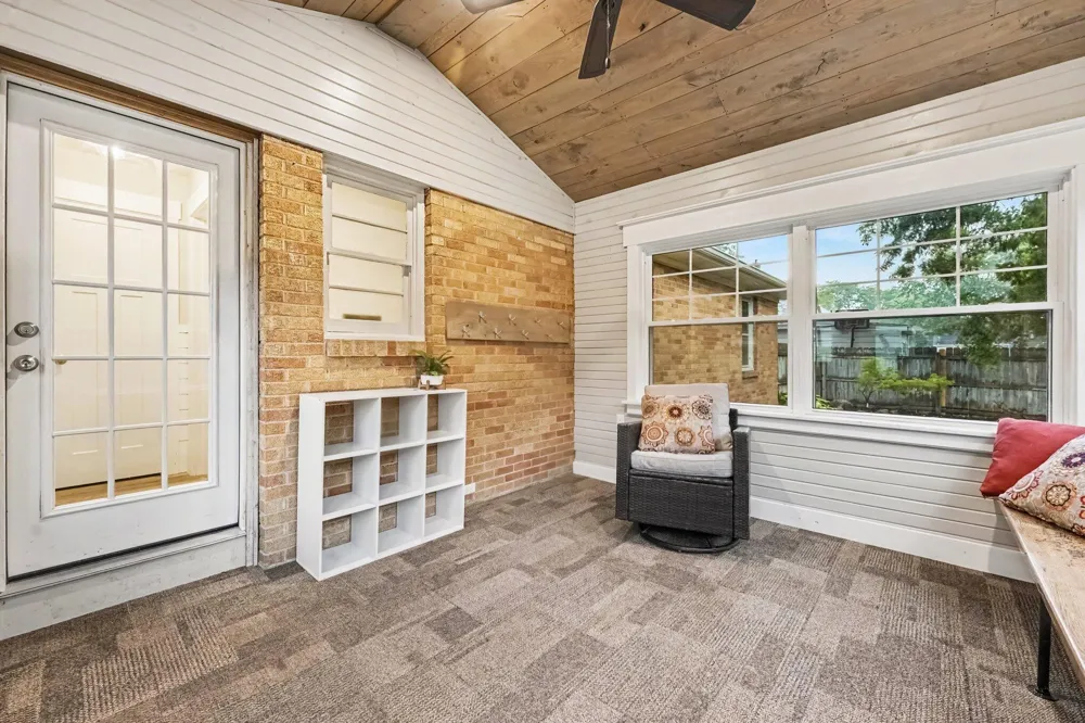 7666 Thomas Avenue Jenison, MI 49428