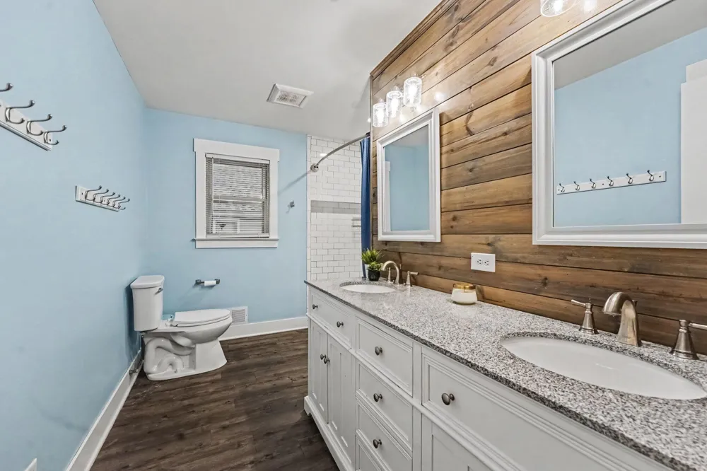 7666 Thomas Avenue Jenison, MI 49428