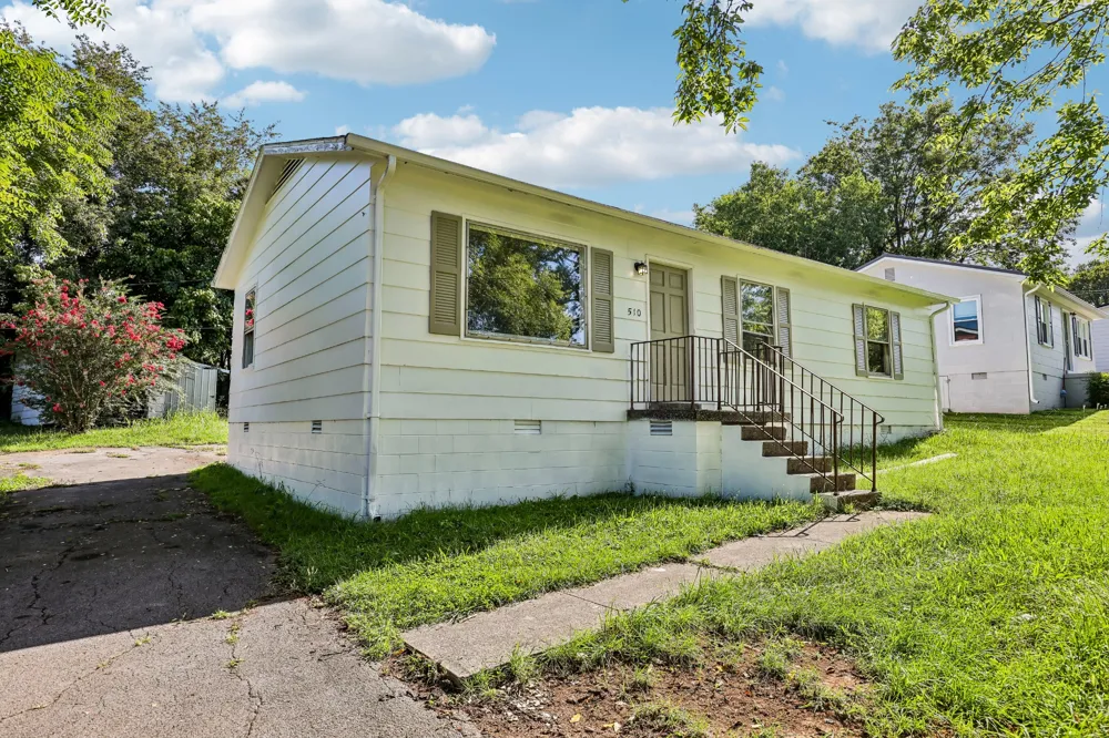 510 W Adams St Woodbury, TN 37190