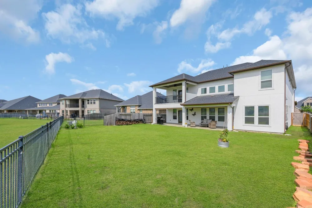 205 Coleman Wake Lane La Porte, TX 77571