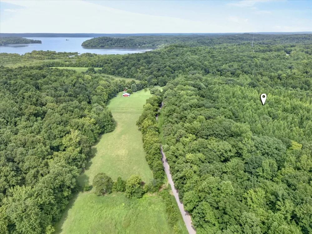 1 White Oak Road Stewart, TN 37175
