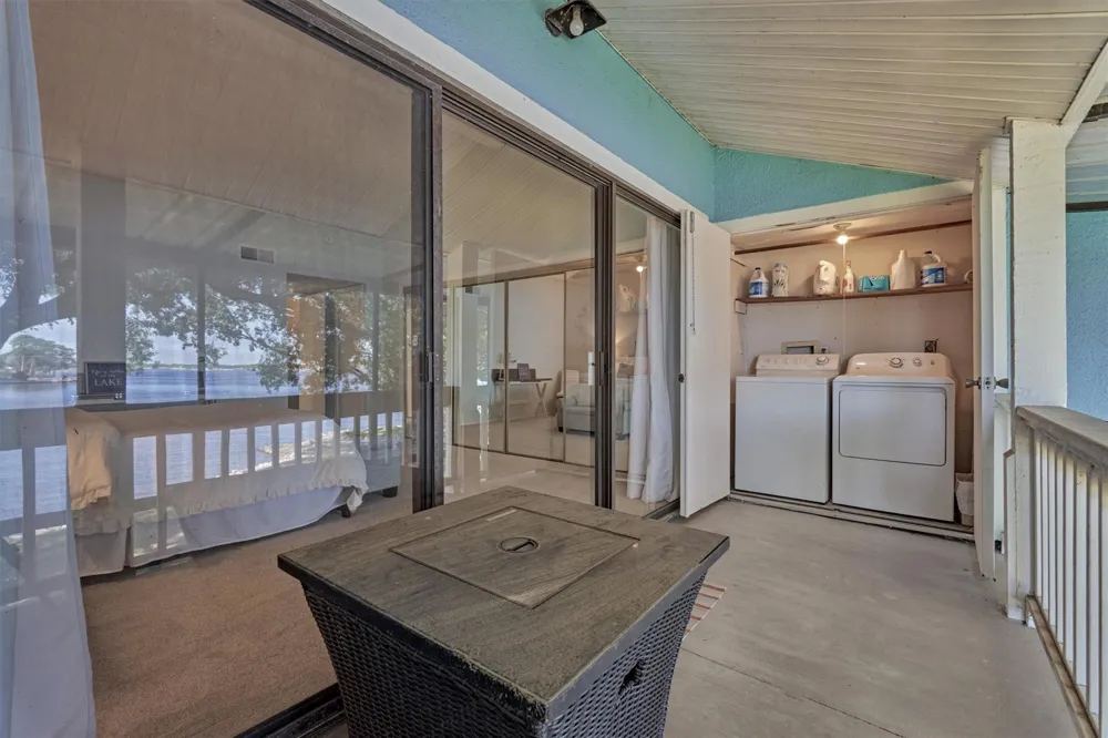 1428 Bowsprit Point Willis, TX 77318