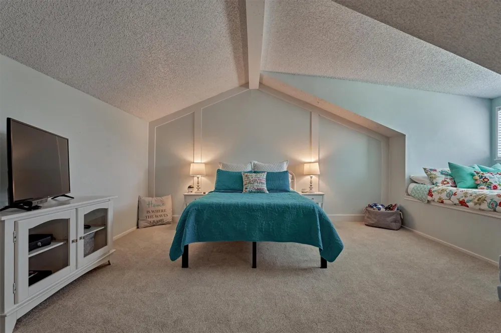 1428 Bowsprit Point Willis, TX 77318