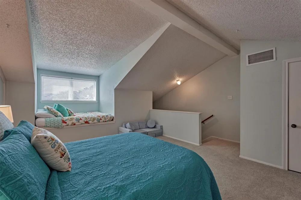 1428 Bowsprit Point Willis, TX 77318