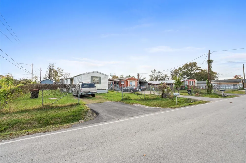 14224 Longview Street Houston, TX 77015