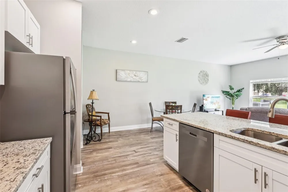 1108 FOX LAKE DRIVE Lakeland, FL 33809