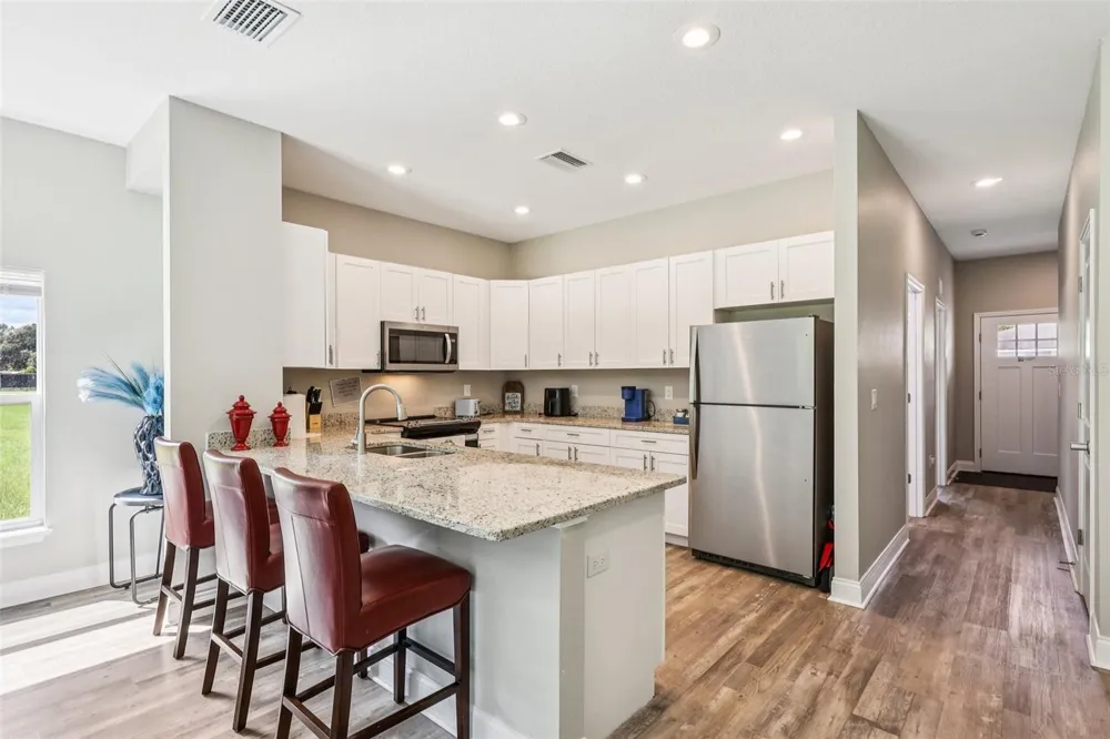 1108 FOX LAKE DRIVE Lakeland, FL 33809