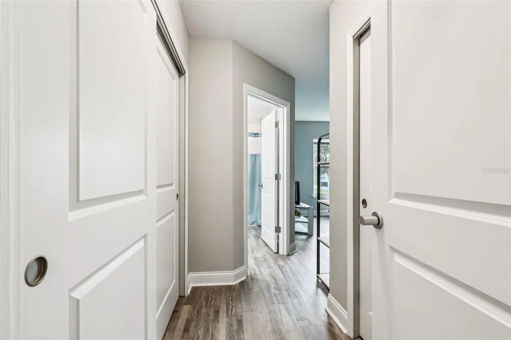 1108 FOX LAKE DRIVE Lakeland, FL 33809