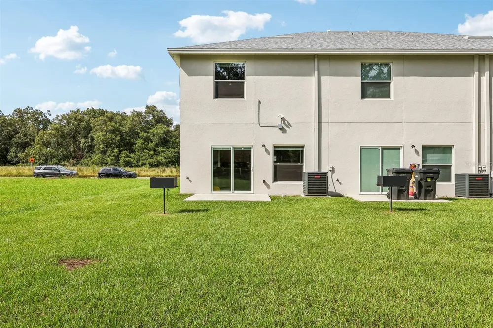 1108 FOX LAKE DRIVE Lakeland, FL 33809