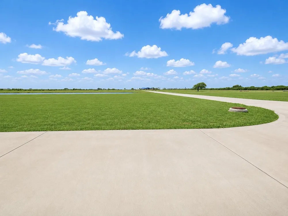 2920 Hammock Court Palacios, TX 77465