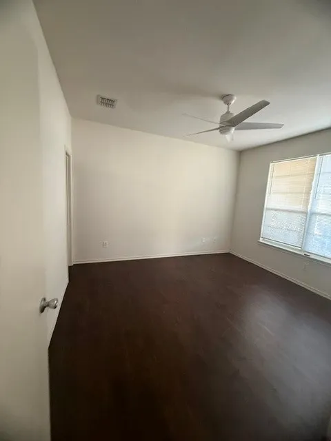 5417 Prairie Lane Grand Prairie, TX 75052