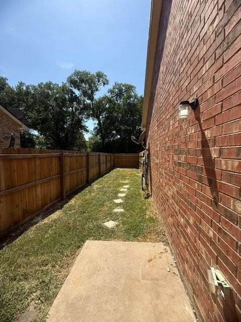 5417 Prairie Lane Grand Prairie, TX 75052