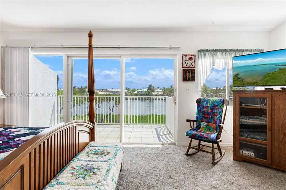 95 Coco Plum Dr Unit 4B & Slip B-34 Marathon, FL 33050
