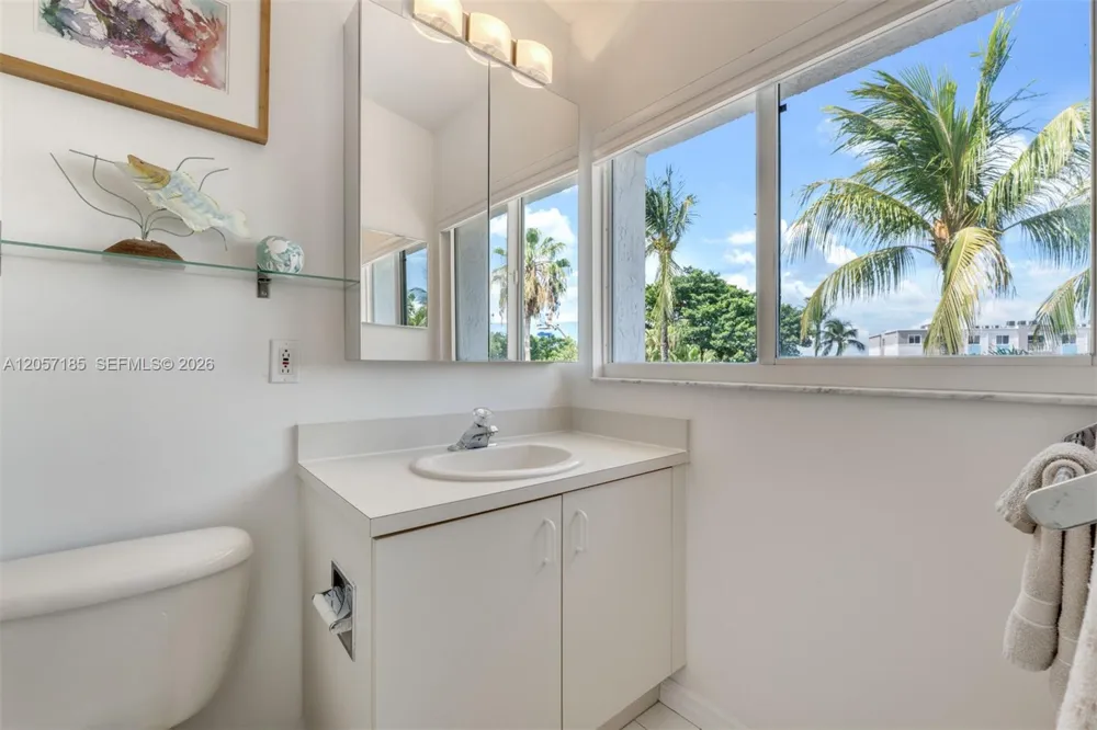 95 Coco Plum Dr Unit 4B & Slip B-34 Marathon, FL 33050