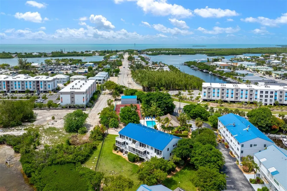 95 Coco Plum Dr Unit 4B & Slip B-34 Marathon, FL 33050