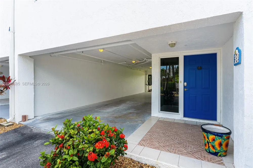 95 Coco Plum Dr Unit 4B & Slip B-34 Marathon, FL 33050