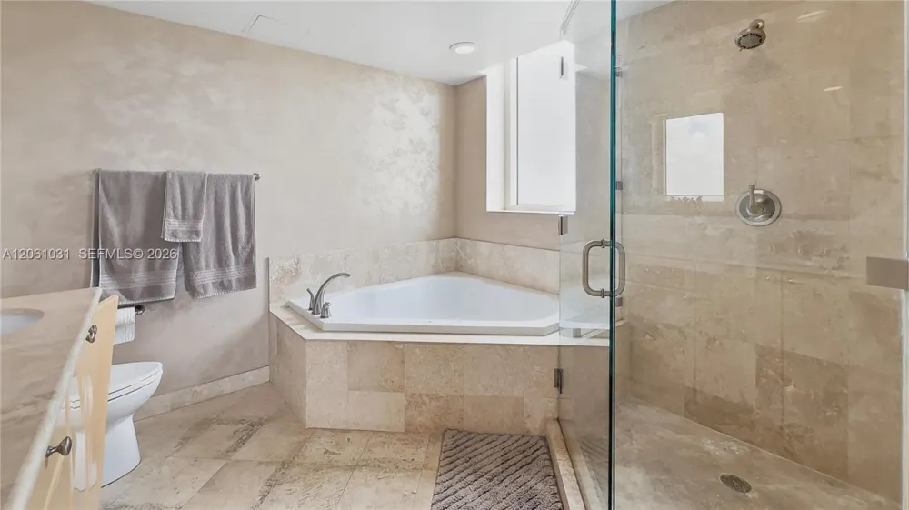 1755 E Hallandale Beach Blvd #2303E Hallandale Beach, FL 33009