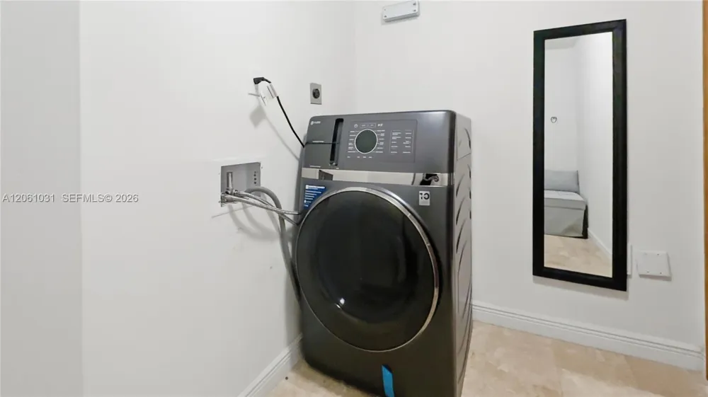 1755 E Hallandale Beach Blvd #2303E Hallandale Beach, FL 33009