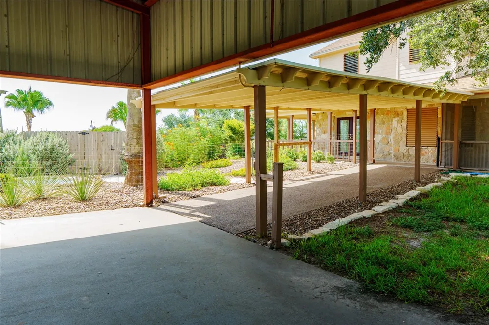 4745 Fm 624 Road Robstown, TX 78380