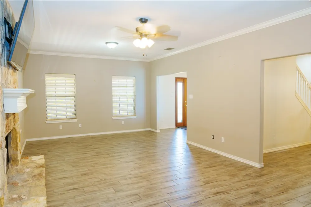 4745 Fm 624 Road Robstown, TX 78380