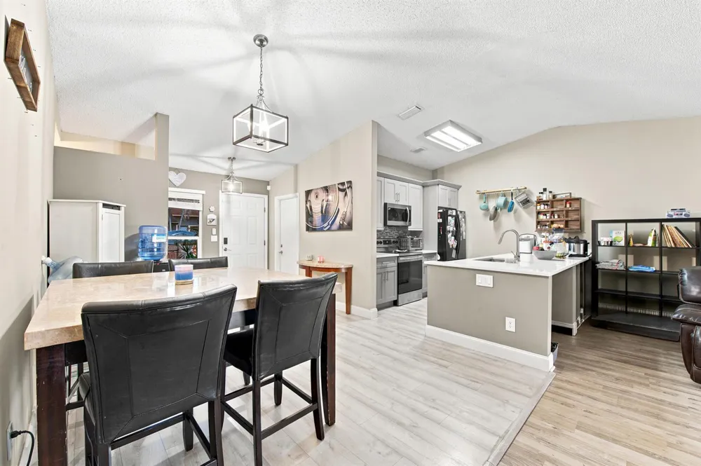 18 WINCHMORE LANE Boynton Beach, FL 33426