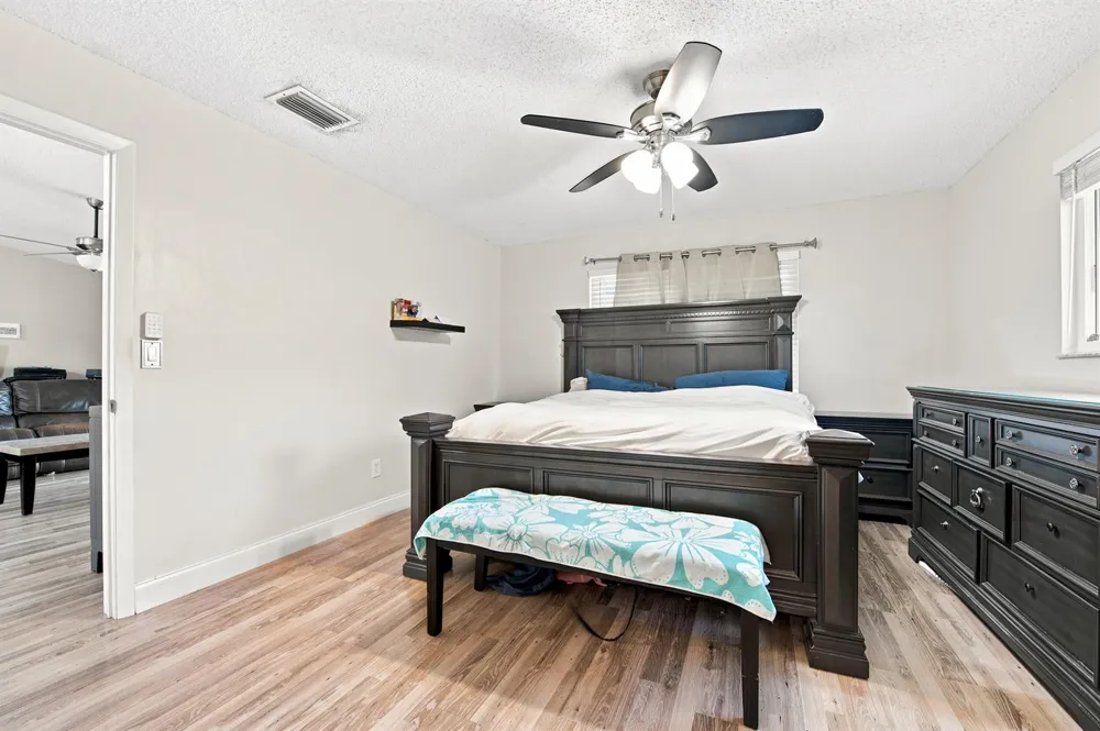 18 WINCHMORE LANE Boynton Beach, FL 33426