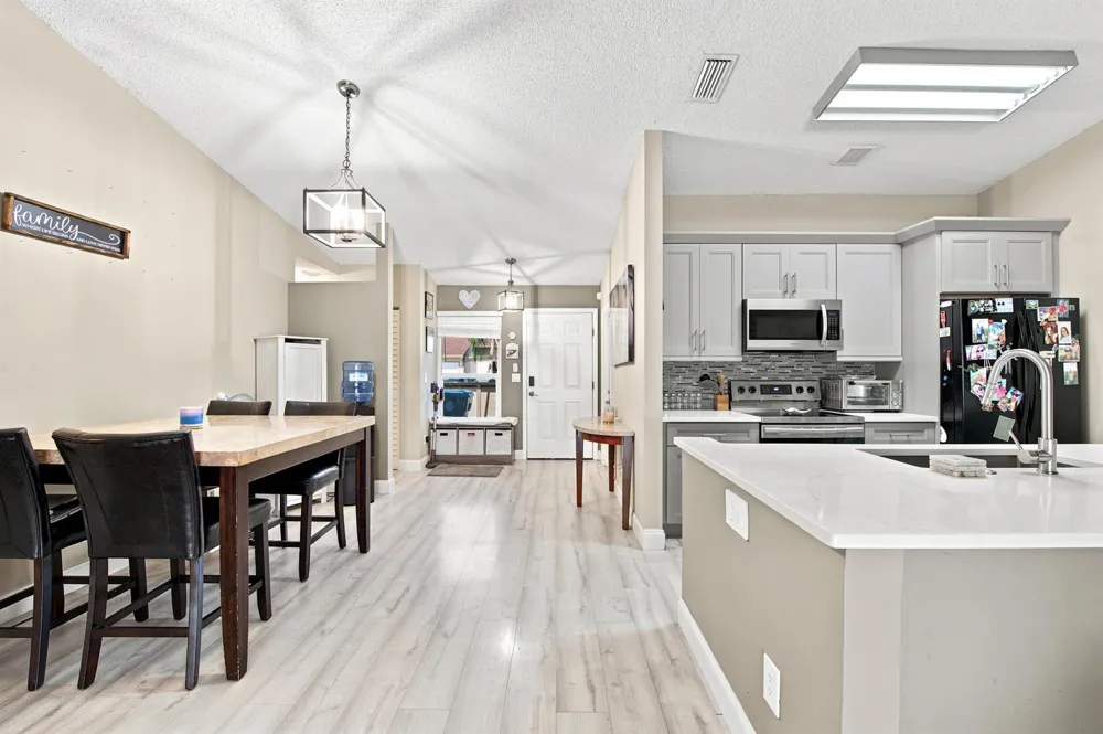 18 WINCHMORE LANE Boynton Beach, FL 33426